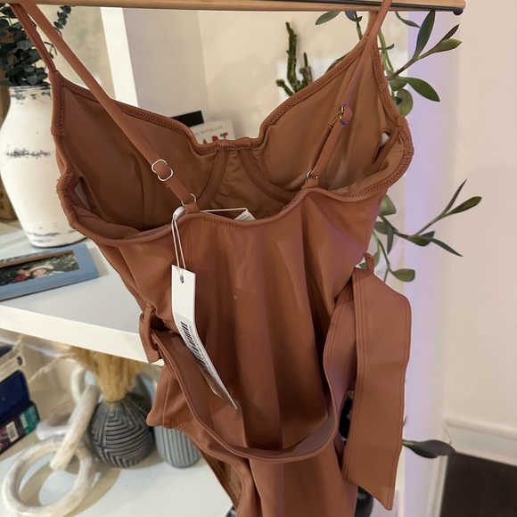 NWT Jonathan Simkhai Noa belted bustier swimsuit, XS in “Teak” - Picture 3 of 5